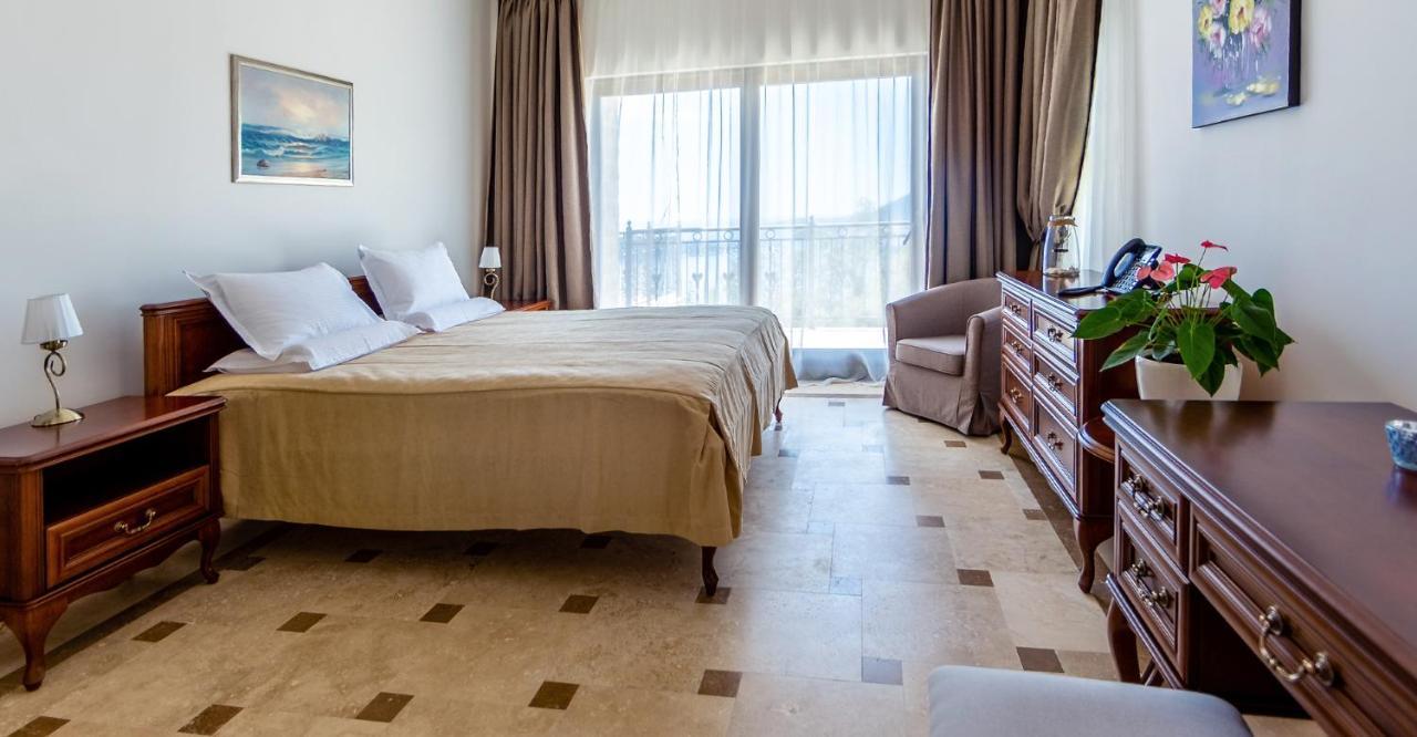Oak Leaf Residences Budva Exterior photo